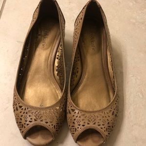 Kelly & Katie 1 inch wedges/shoes with peek-a-boo toe pattern